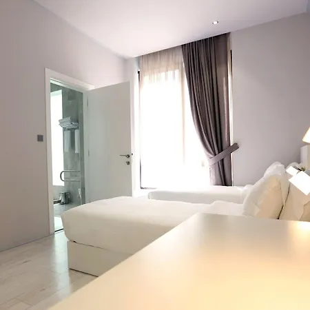 Metro Hotel Tirana
