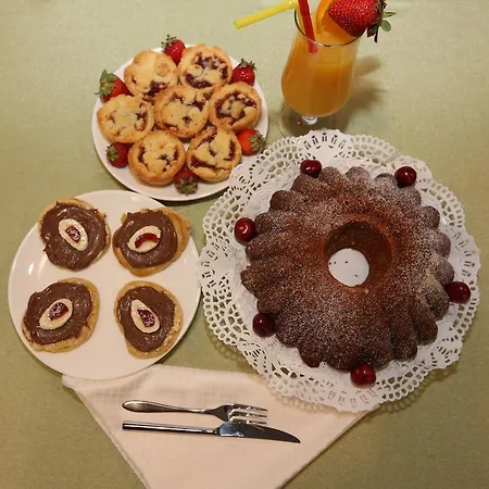 Metro Отель Тирана