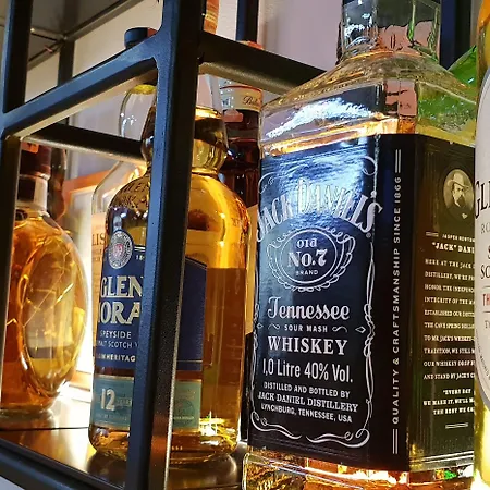 Metro 4* Тирана