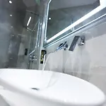 Metro 4* ティラナ