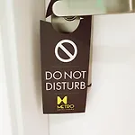 Metro ホテル
