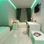 Metro 4* ティラナ