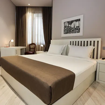 Metro Hotell Tirana