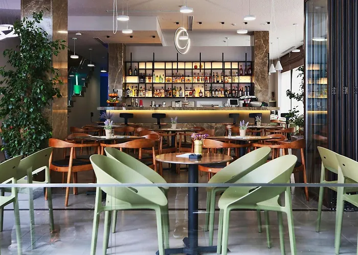 Metro ホテル ティラナ